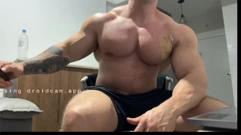 couplemuscle40 online show from October 24, 2025, 12:30 am
