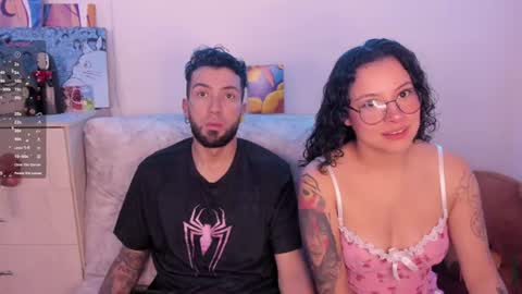 Snapshot of couplevibes_ chatting on July 16, 2026, 2:28 am Emily Andy online show from July 16, 2026, 2:28 am