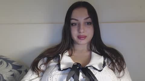 Snapshot of courtney_lux chatting on December 3, 2024, 11:22 am Courtney online show from December 3, 2024, 11:22 am