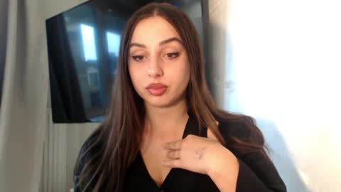 Courtney online show from September 30, 2025, 2:22 pm