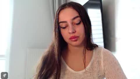 Courtney online show from November 13, 2025, 8:24 am