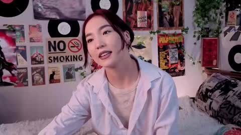 Yuna online show from February 24, 2026, 8:29 pm