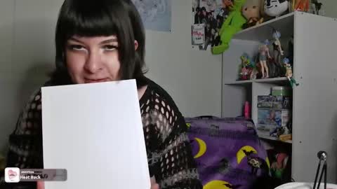 Snapshot of cowjuggie chatting on October 26, 2025, 12:05 am Katxce online show from October 26, 2025, 12:05 am