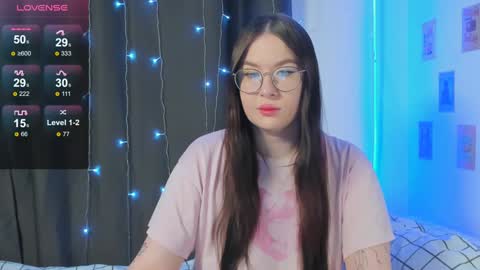 Snapshot of coy_amina_ chatting on January 3, 2025, 6:03 pm Lilith online show from January 3, 2025, 6:03 pm