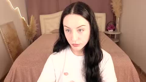 coy_emo_princess online show from June 27, 2026, 9:03 am
