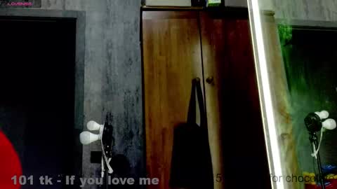 Snapshot of coy_girl_ chatting on November 10, 2025, 6:01 am My name is Emma - HELP COLLECT TOKENS FOR THE OPERATION FOR MY DAUGHTER online show from November 10, 2025, 6:01 am