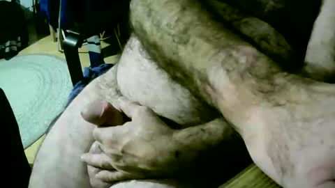 Snapshot of coyote017 chatting on November 2, 2025, 8:33 pm coyote017 online show from November 2, 2025, 8:33 pm