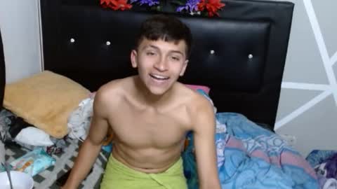 Snapshot of cozy7couple chatting on September 18, 2025, 5:31 am cozy7couple online show from September 18, 2025, 5:31 am