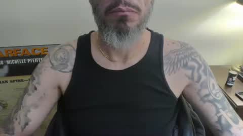 Snapshot of cpl_inlove chatting on January 5, 2025, 9:03 pm cpl_inlove online show from January 5, 2025, 9:03 pm