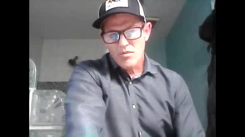 crackback927 online show from February 1, 2026, 6:50 pm