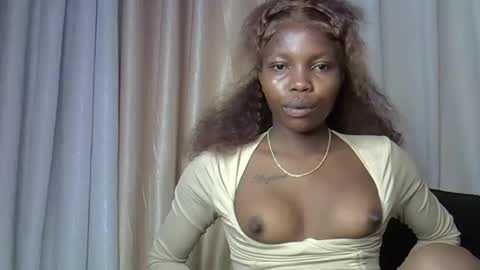 craizybitch online show from February 2, 2026, 4:22 am