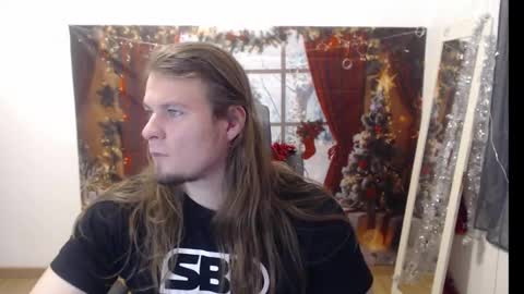 crazyangel8 online show from December 28, 2024, 3:04 pm