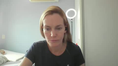 Anny online show from March 17, 2026, 3:59 pm