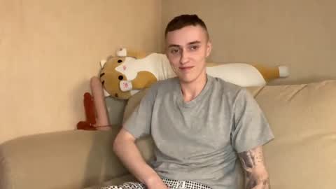 Snapshot of crazybottom99 chatting on January 10, 2025, 6:38 pm Alex online show from January 10, 2025, 6:38 pm