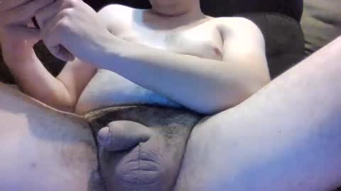 Snapshot of crazydog3690 chatting on December 12, 2024, 2:48 am crazydog3690 online show from December 12, 2024, 2:48 am