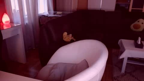 Snapshot of crazydollelf chatting on November 2, 2025, 2:30 pm Camille online show from November 2, 2025, 2:30 pm