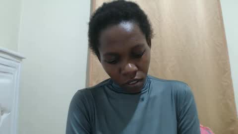 Ebonie online show from September 27, 2025, 5:40 pm