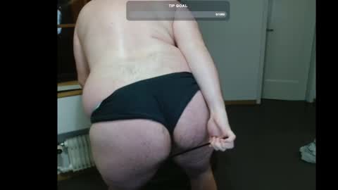 Snapshot of crazyfnsfw chatting on February 3, 2025, 6:07 pm Alex online show from February 3, 2025, 6:07 pm