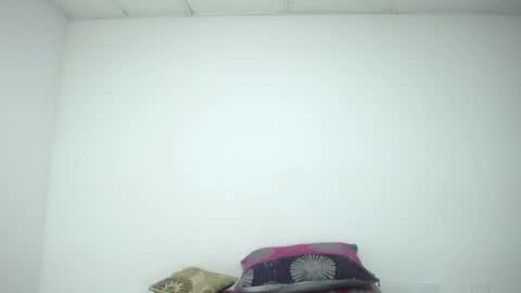 Snapshot of crazyonme chatting on June 17, 2026, 7:15 pm diosalinda online show from June 17, 2026, 7:15 pm
