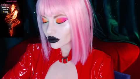 Snapshot of crazypinkyball chatting on December 18, 2024, 3:11 pm Roxy online show from December 18, 2024, 3:11 pm