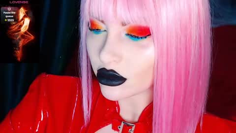 Snapshot of crazypinkyball chatting on January 24, 2025, 1:36 pm Roxy online show from January 24, 2025, 1:36 pm