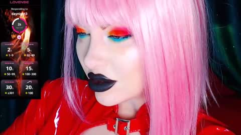 Snapshot of crazypinkyball chatting on January 28, 2025, 1:49 pm Roxy online show from January 28, 2025, 1:49 pm