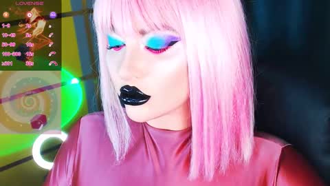 Snapshot of crazypinkyball chatting on September 26, 2025, 2:54 pm Roxy online show from September 26, 2025, 2:54 pm