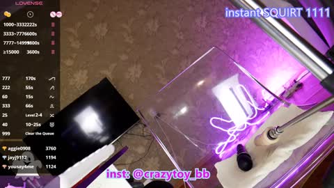 Snapshot of crazytoy_ chatting on December 19, 2024, 7:29 am Kessy online show from December 19, 2024, 7:29 am