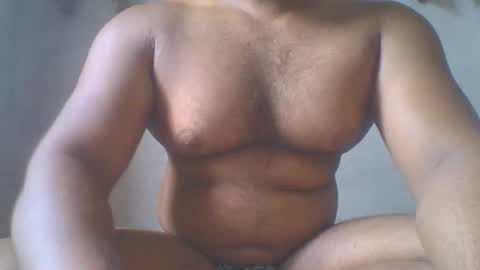 crazzy_booy online show from May 18, 2026, 4:07 am