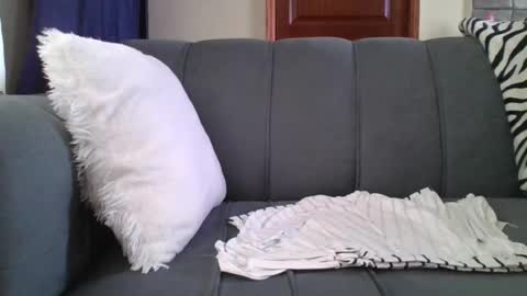 Snapshot of creamy_couchiey chatting on July 8, 2026, 1:04 pm Creamy Couchiey online show from July 8, 2026, 1:04 pm