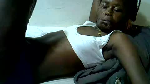 Snapshot of creamy_pussie chatting on June 12, 2026, 9:41 am creamy_pussie online show from June 12, 2026, 9:41 am