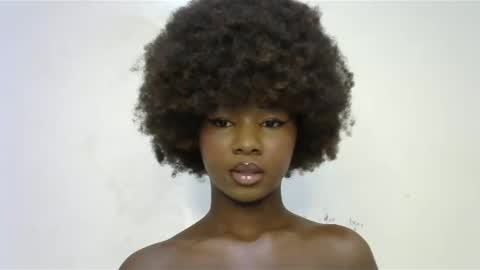 queen online show from January 18, 2025, 5:48 pm