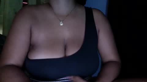 Snapshot of creamycocobabe chatting on April 1, 2026, 7:00 pm CreamyCocoBabe online show from April 1, 2026, 7:00 pm