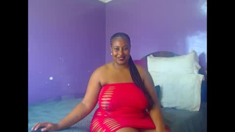 CreamyLea online show from December 15, 2025, 10:19 am