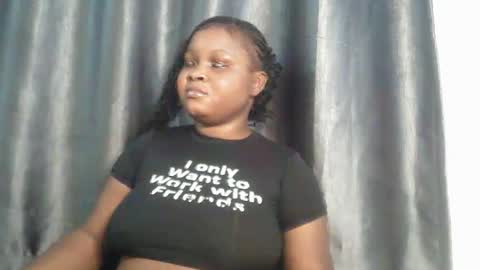 creamyposh1 online show from November 7, 2025, 7:14 pm