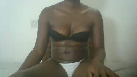 Snapshot of creamypussy15 chatting on February 4, 2025, 10:54 am MARY online show from February 4, 2025, 10:54 am