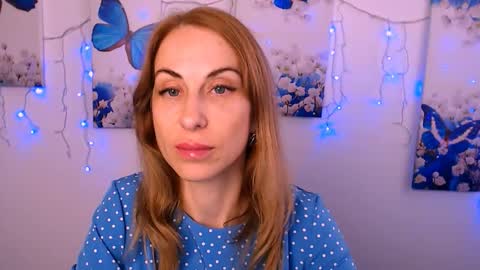 Snapshot of create_your_own_sun chatting on September 23, 2025, 1:14 pm Lera online show from September 23, 2025, 1:14 pm