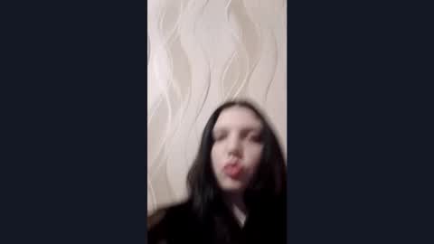 crimson_lady6 online show from April 15, 2026, 6:26 pm