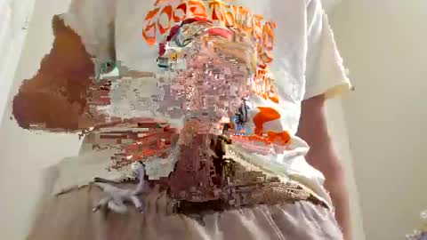 crimsoncolt33 online show from October 31, 2025, 2:18 pm