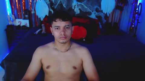 CRISANDMERY online show from October 24, 2025, 7:49 am