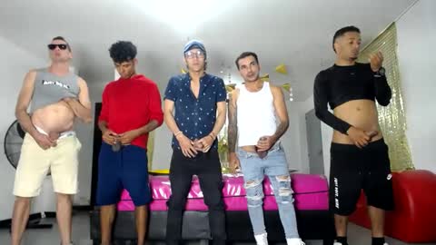 Snapshot of crismens chatting on March 7, 2025, 3:29 am crismens online show from March 7, 2025, 3:29 am