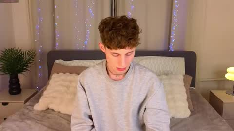 Chris online show from March 11, 2026, 11:33 pm