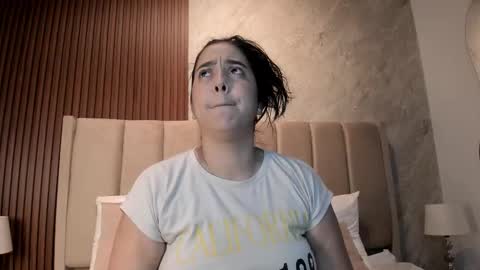 criss  spiicy online show from March 8, 2026, 2:04 am