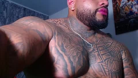 criss_zanders202 online show from May 21, 2026, 10:17 pm
