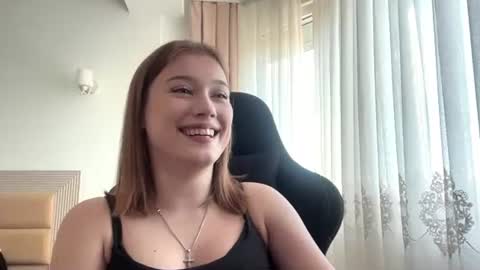 crissymemo online show from June 15, 2026, 3:03 pm