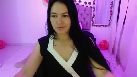 cristal1609 online show from September 23, 2025, 1:36 pm