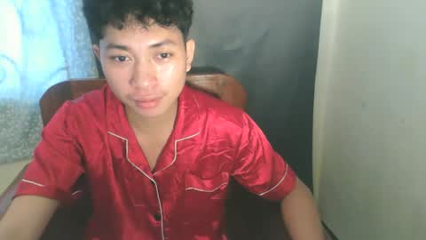 cristal1xox online show from November 1, 2025, 2:24 am