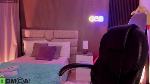 cristal__adams online show from January 19, 2026, 12:09 pm