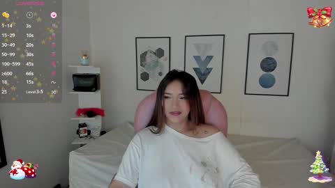 Snapshot of cristal__hot_1 chatting on December 4, 2024, 7:17 am Cristal online show from December 4, 2024, 7:17 am
