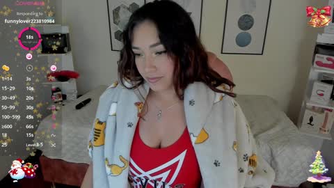 Snapshot of cristal__hot_1 chatting on December 6, 2024, 10:16 am Cristal online show from December 6, 2024, 10:16 am